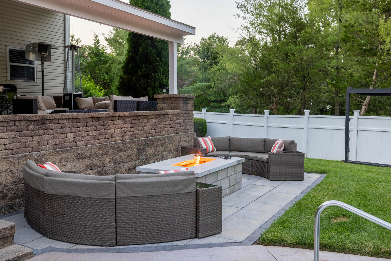 Fire Pit Lounge Area