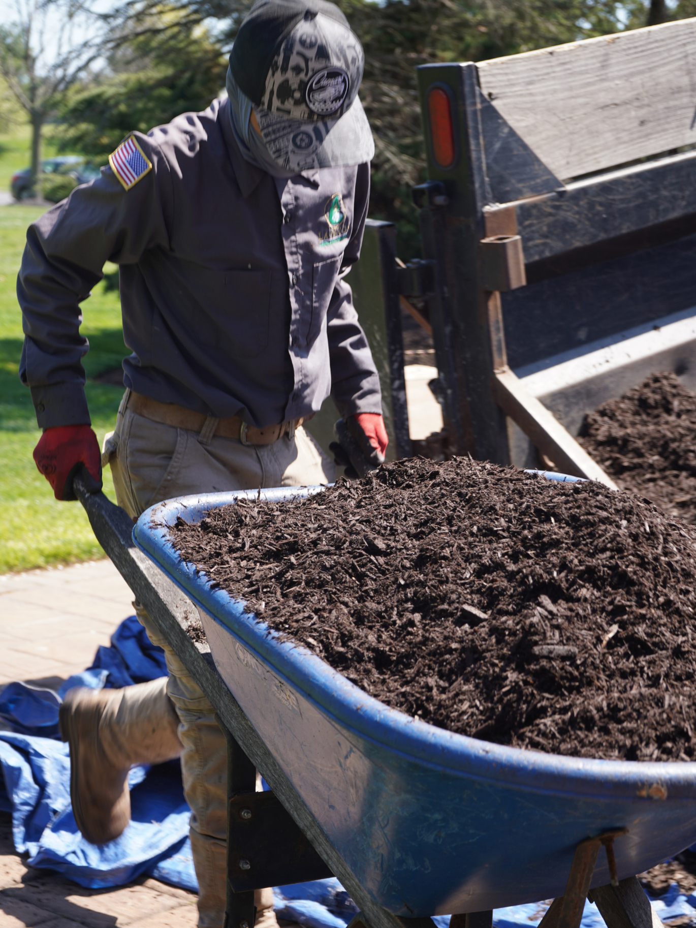 Mulch Delivery & Spread