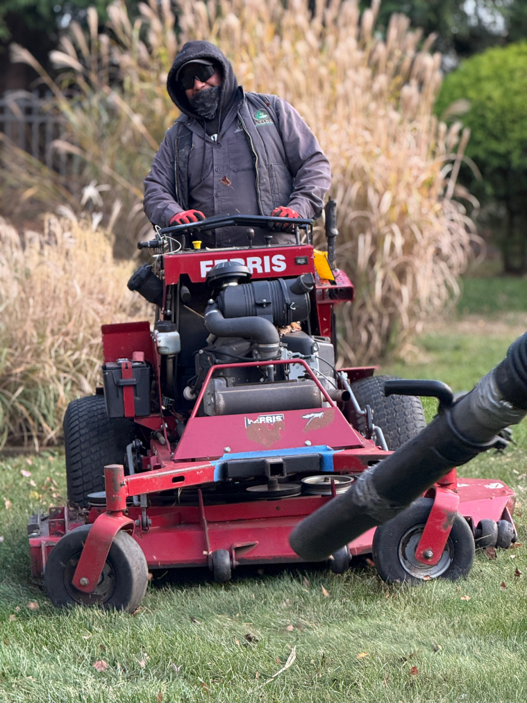 Ferris Zero-Turn Mowing