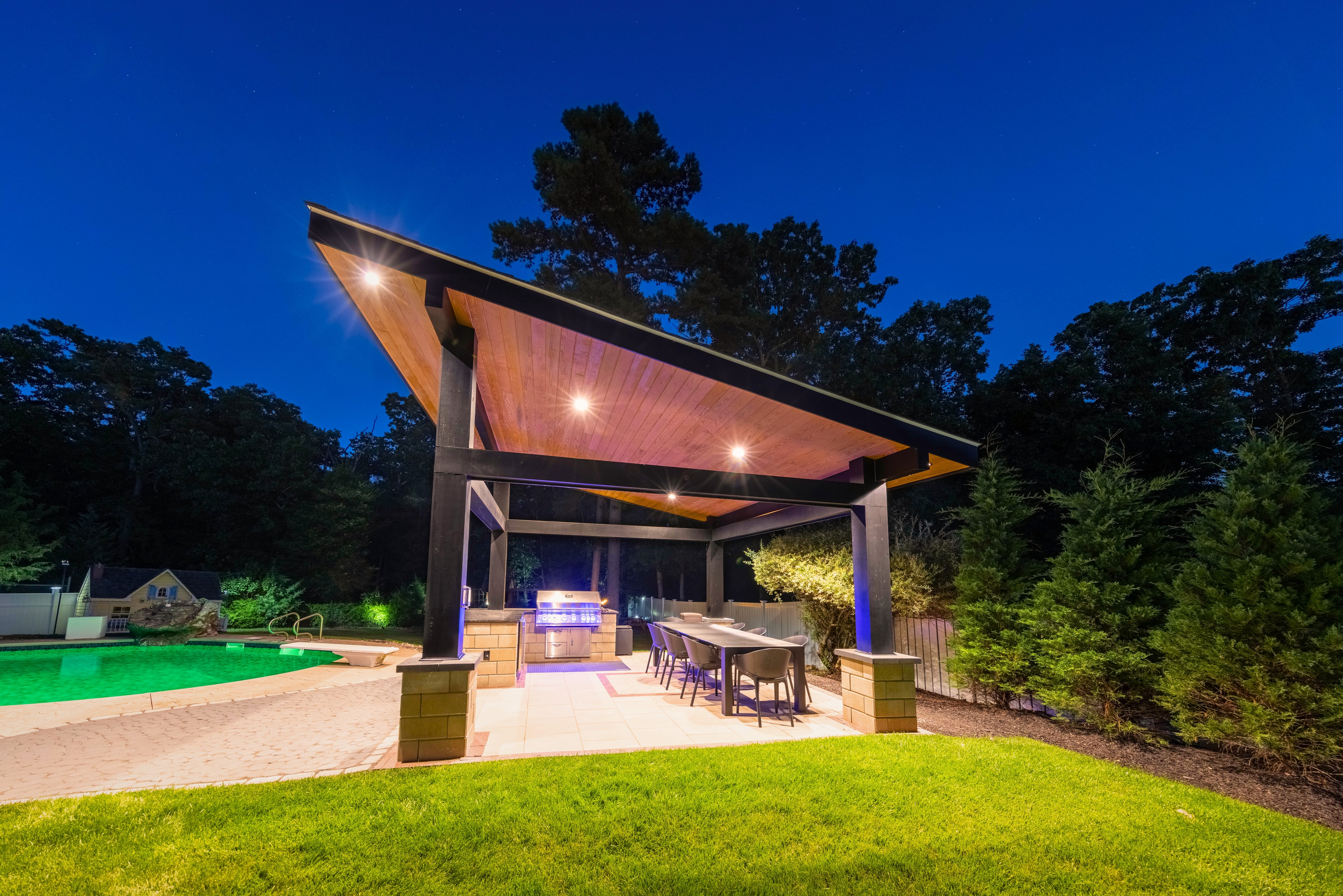 Outdoor pavilion and kitchen