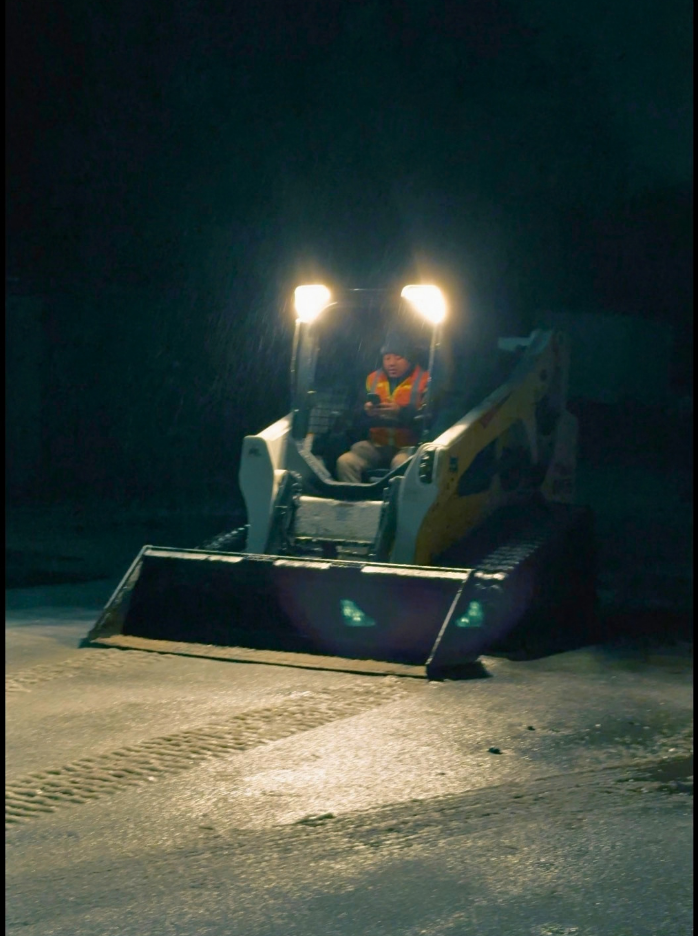 Night Snow Operation