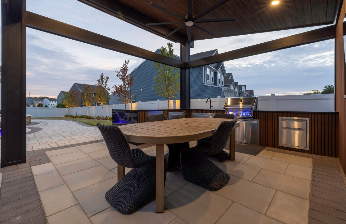 Williamstown Covered Patio Dining