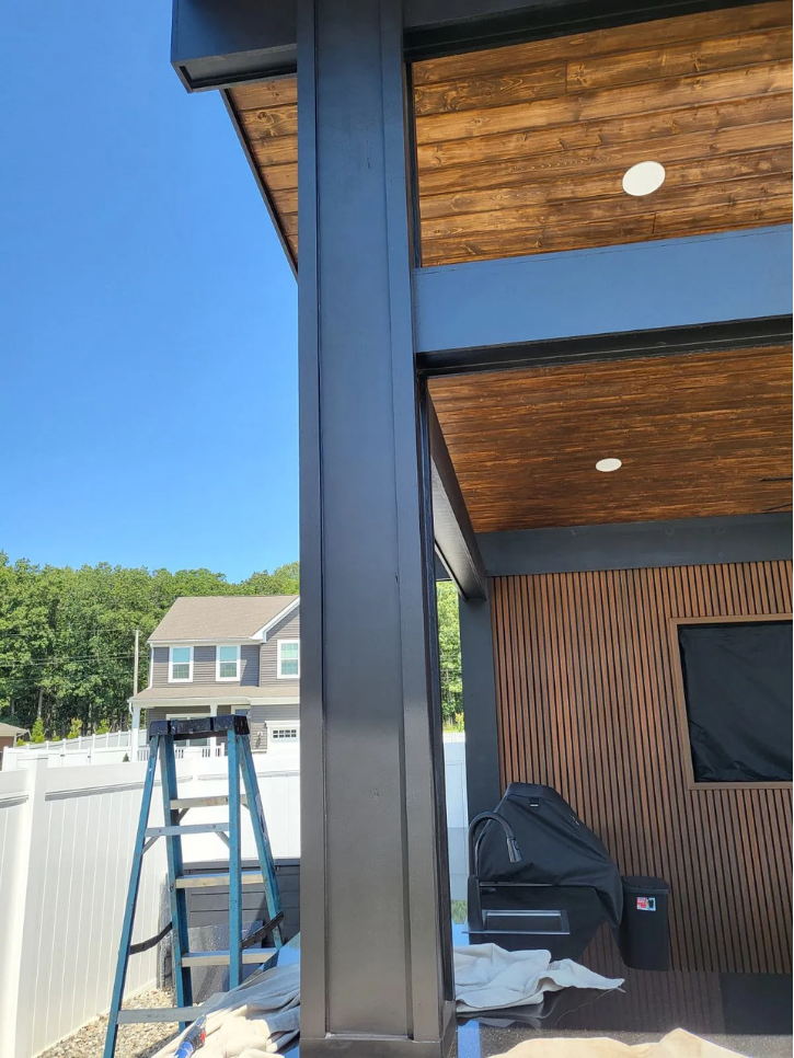 Pavilion ceiling and post detail